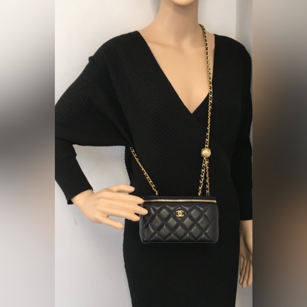 Chanel pearl crush vanity bag - Picture 6 of 7